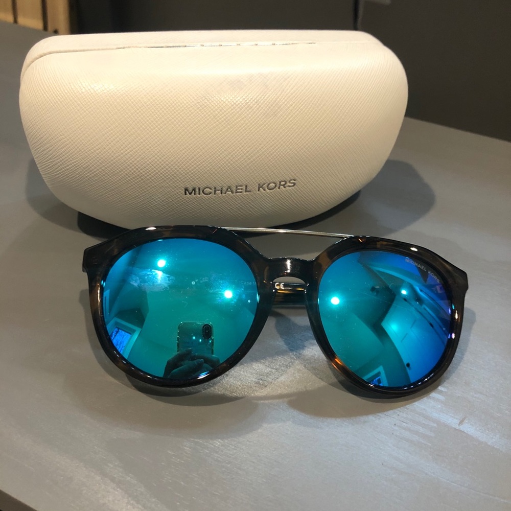 Brand new Michael kors women’s sunglasses